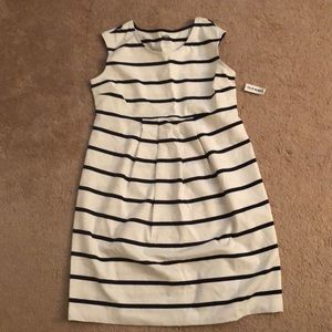 Brand new with tags Old Navy Maternity dress.